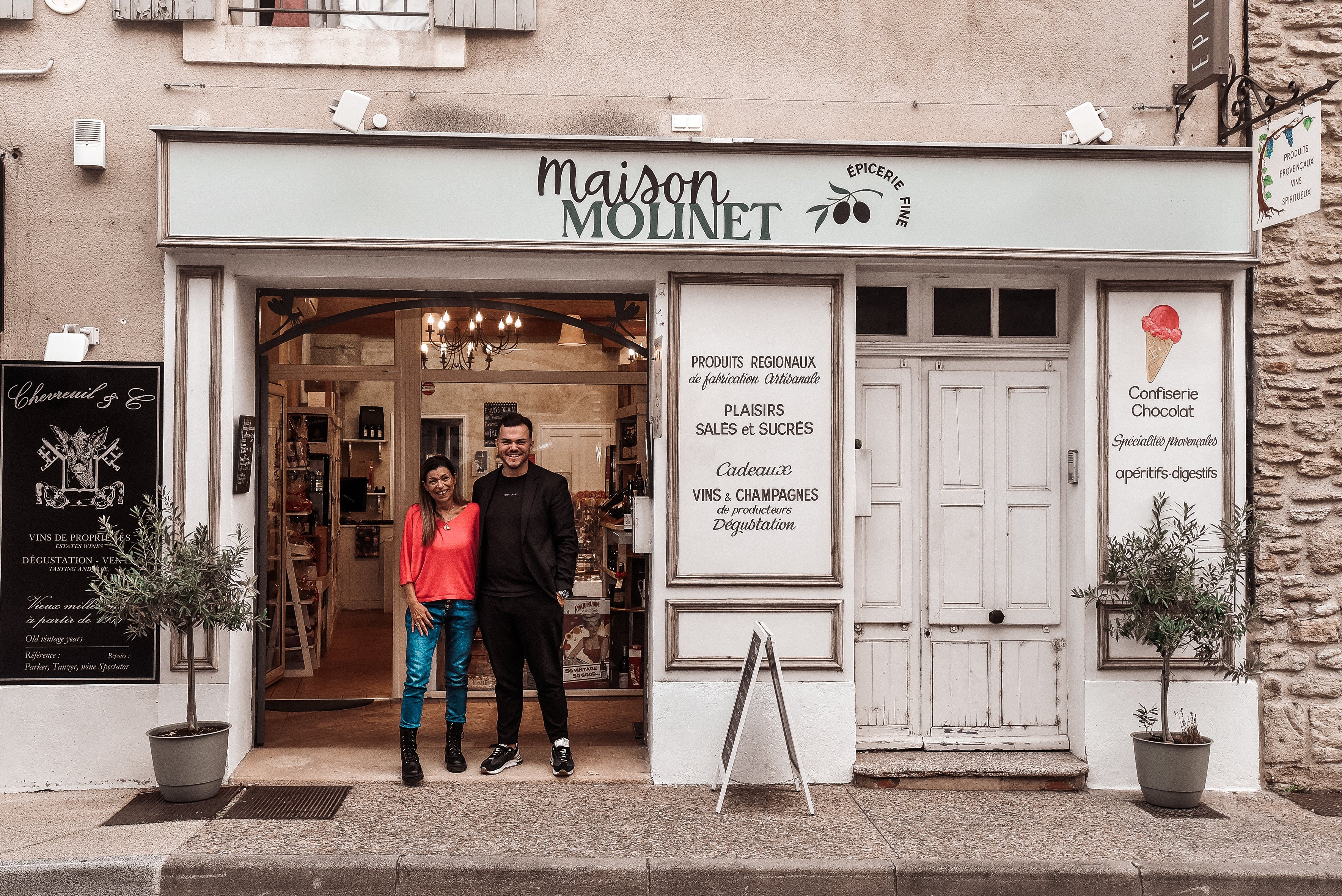 Maison Molinet : L’Épicerie Fine d’Exception à Châteauneuf-du-Pape